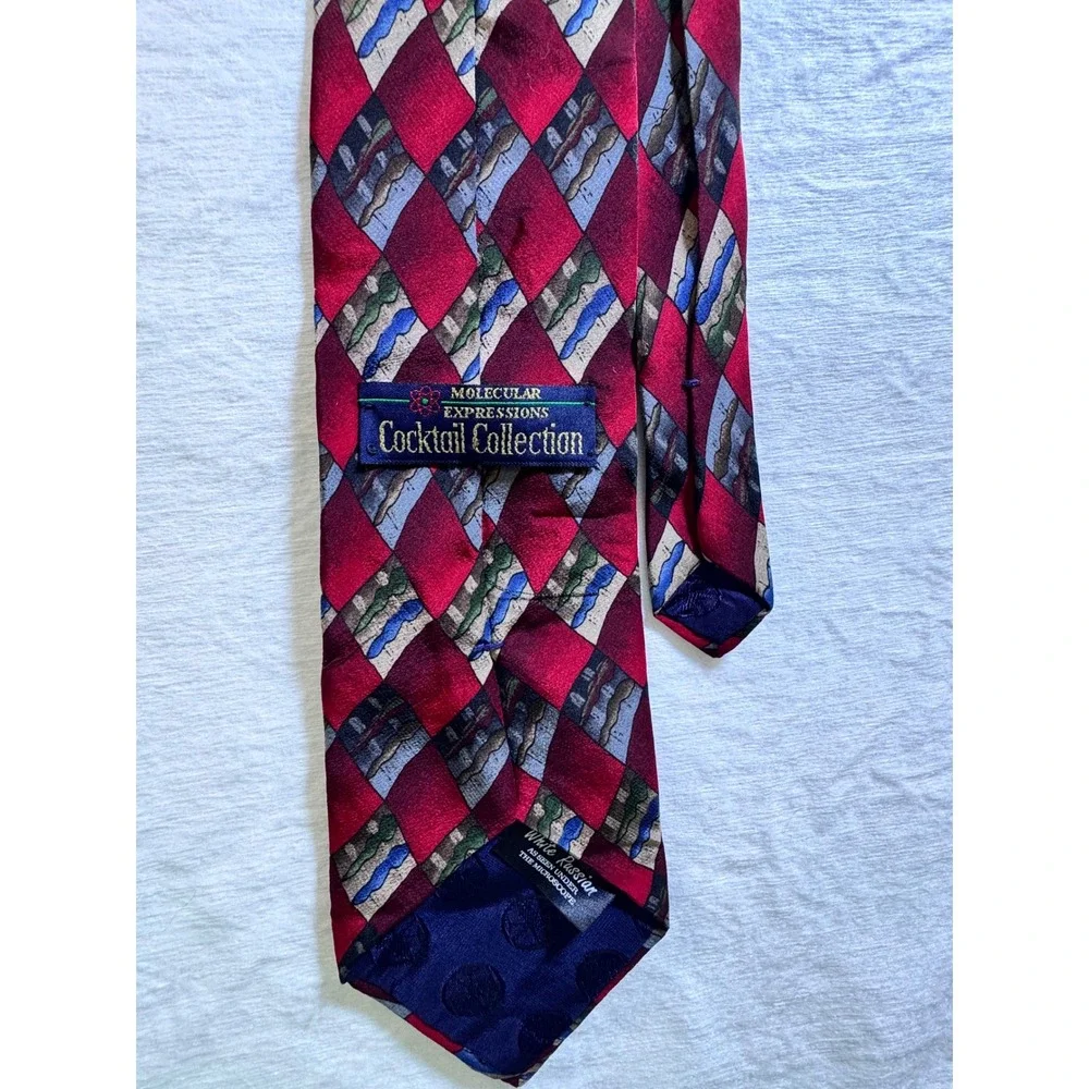Molecular Expressions‎ Cocktail Collection White Russian Silk Tie Red Harlequin